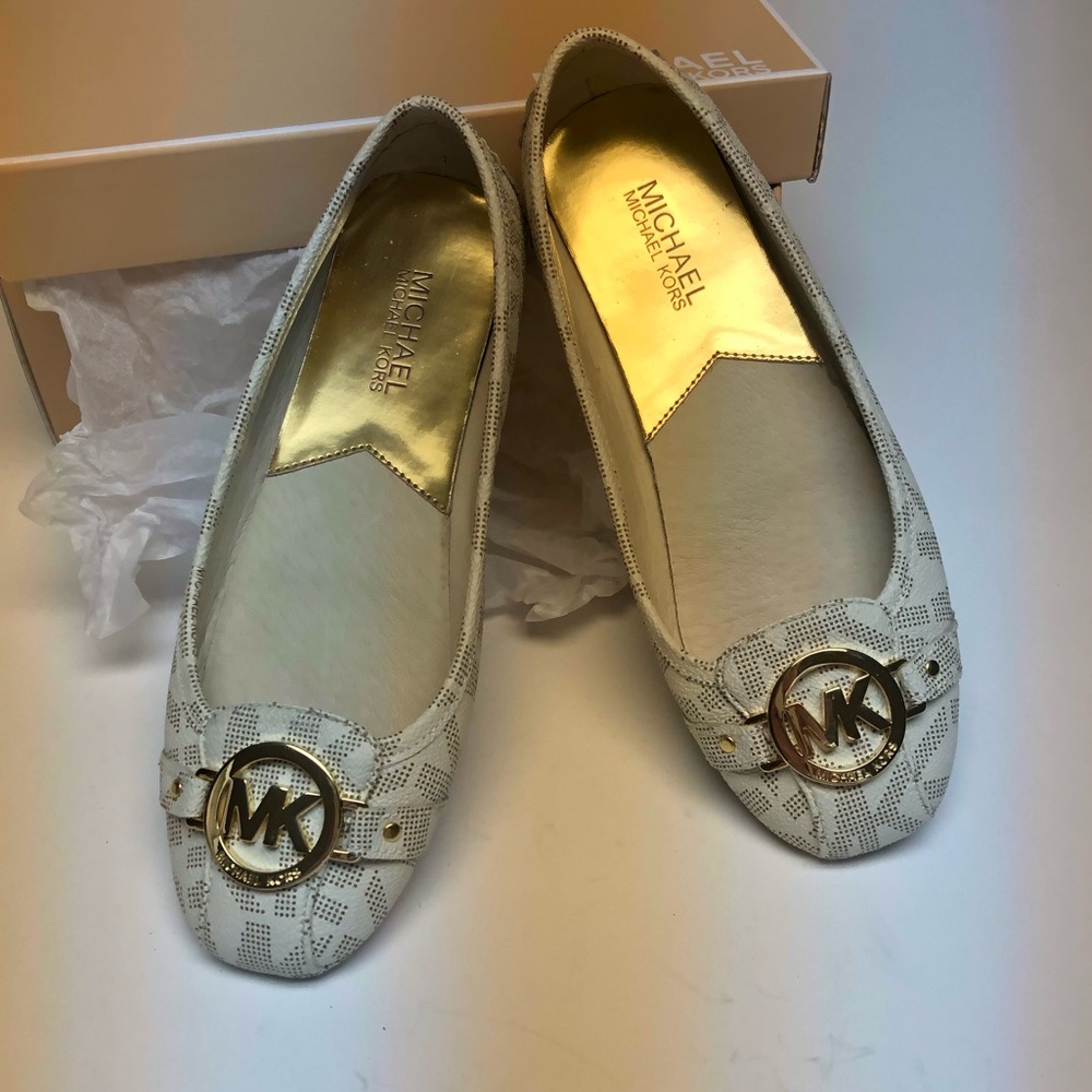 Michael Kors Vanilla Fulton Moc Size 7.5M